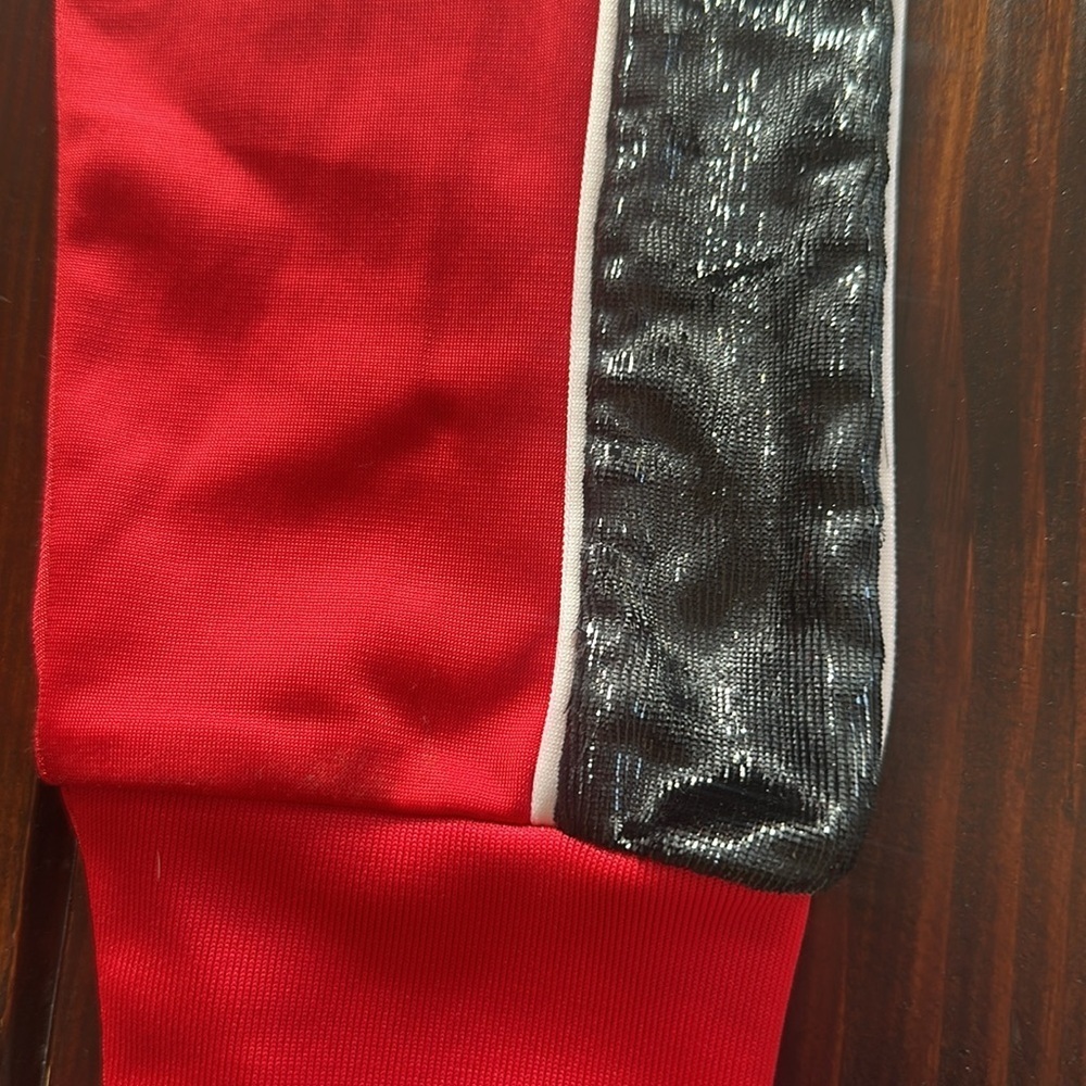 Victoria Sport Red Track Pants & Joggers - Picture 8 of 16